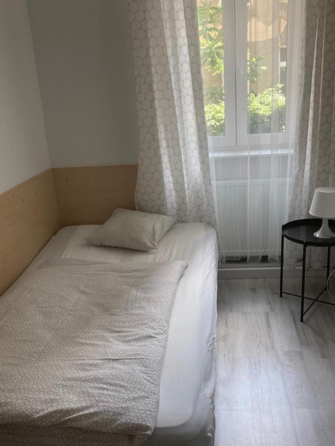 Apartamenty Przy Starym Rynku Poznan Luaran gambar