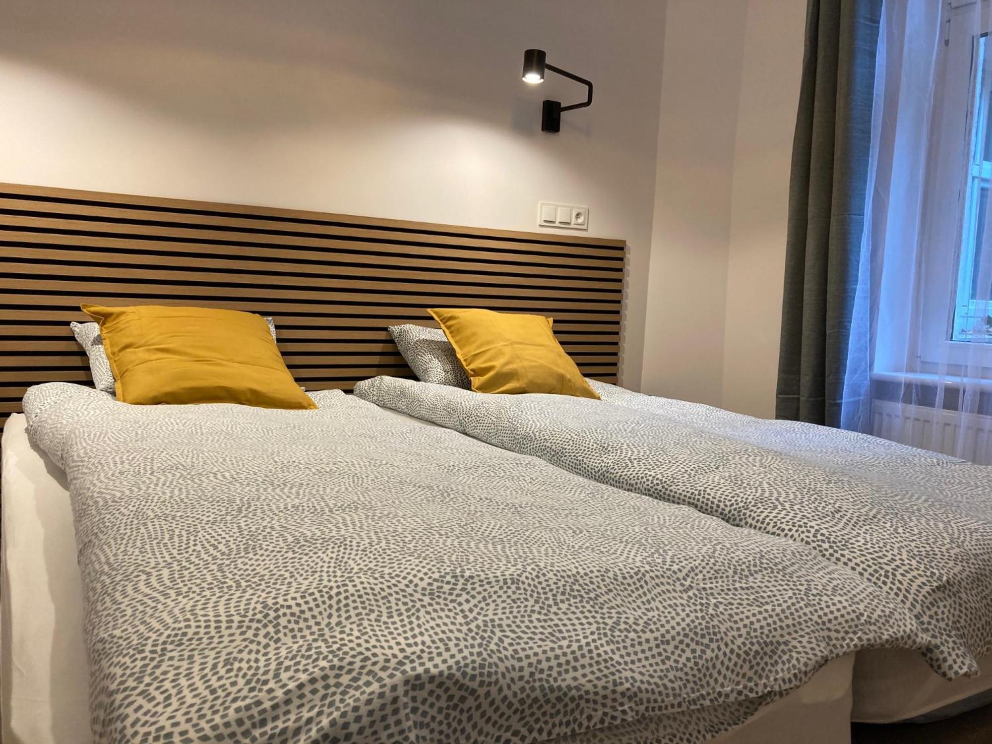 Apartamenty Przy Starym Rynku Poznan Luaran gambar